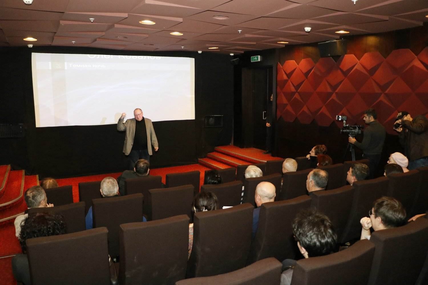 Известный режиссер Олег Ковалов встретился с коллективом Союза кинематографистов Азербайджанской Республики (ФОТО)