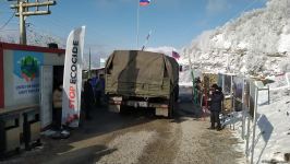 Сегодня по Лачинской дороге беспрепятственно проехали 35 автомобилей миротворцев (ФОТО)