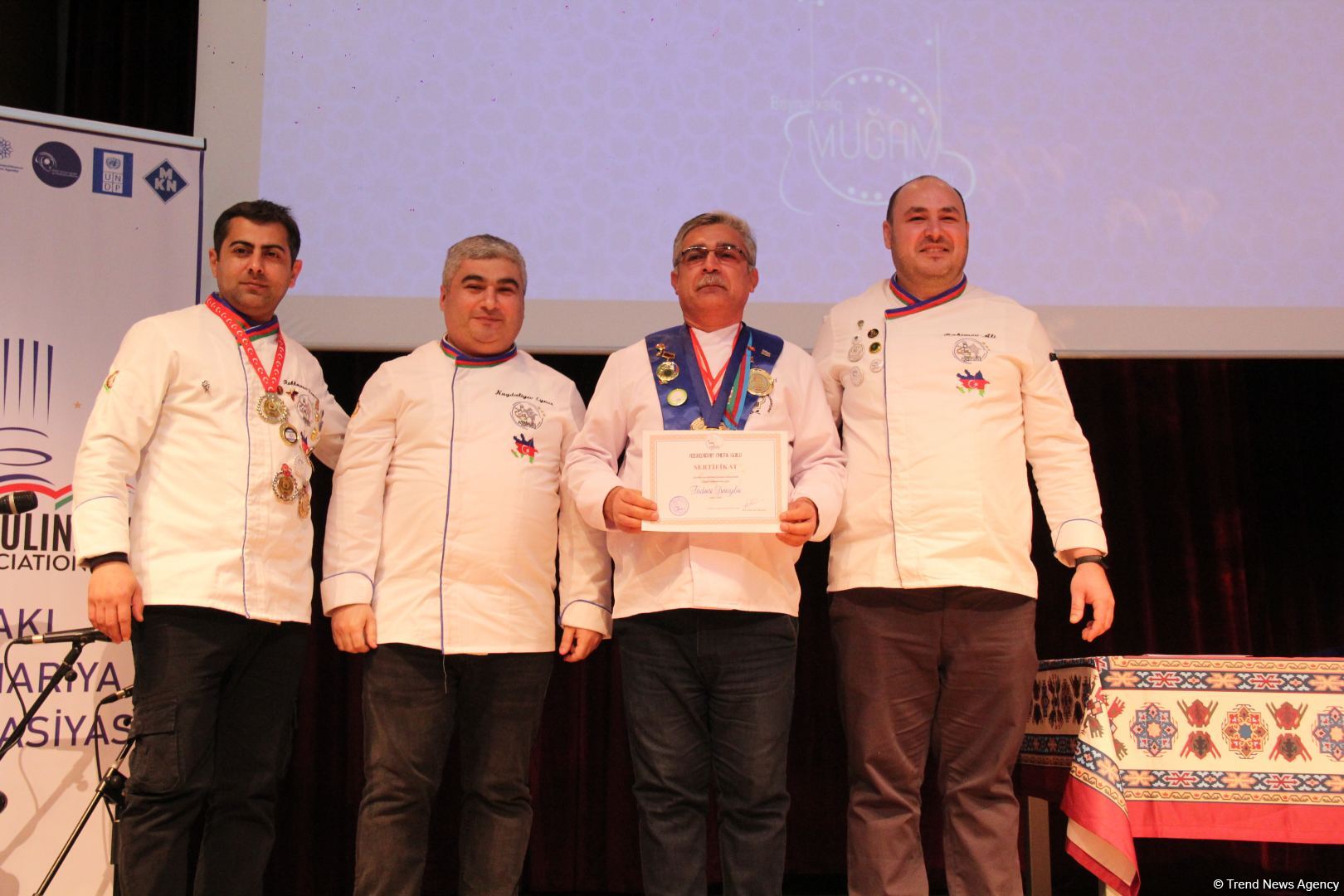 В Баку прошла торжественная церемония вручения национальной премии "Мастер кулинарного искусства" (ФОТО)