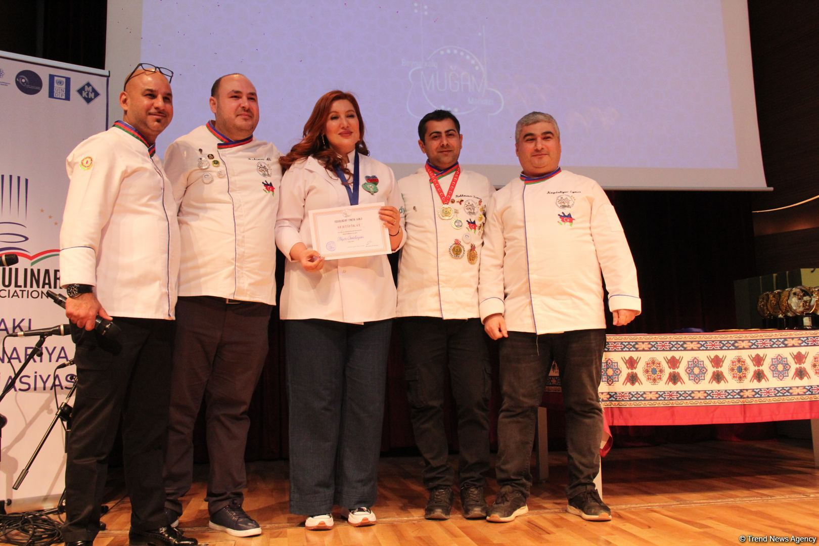 В Баку прошла торжественная церемония вручения национальной премии "Мастер кулинарного искусства" (ФОТО)