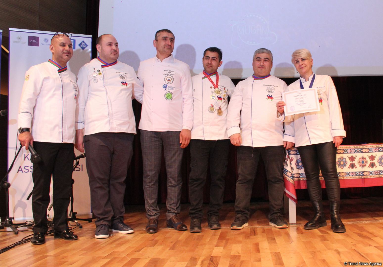 В Баку прошла торжественная церемония вручения национальной премии "Мастер кулинарного искусства" (ФОТО)