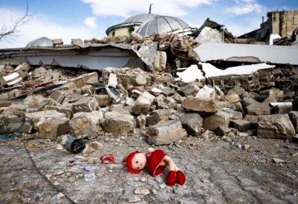 Молимся за Турцию – посвящение азербайджанского композитора в память о жертвах землетрясения (ВИДЕО)