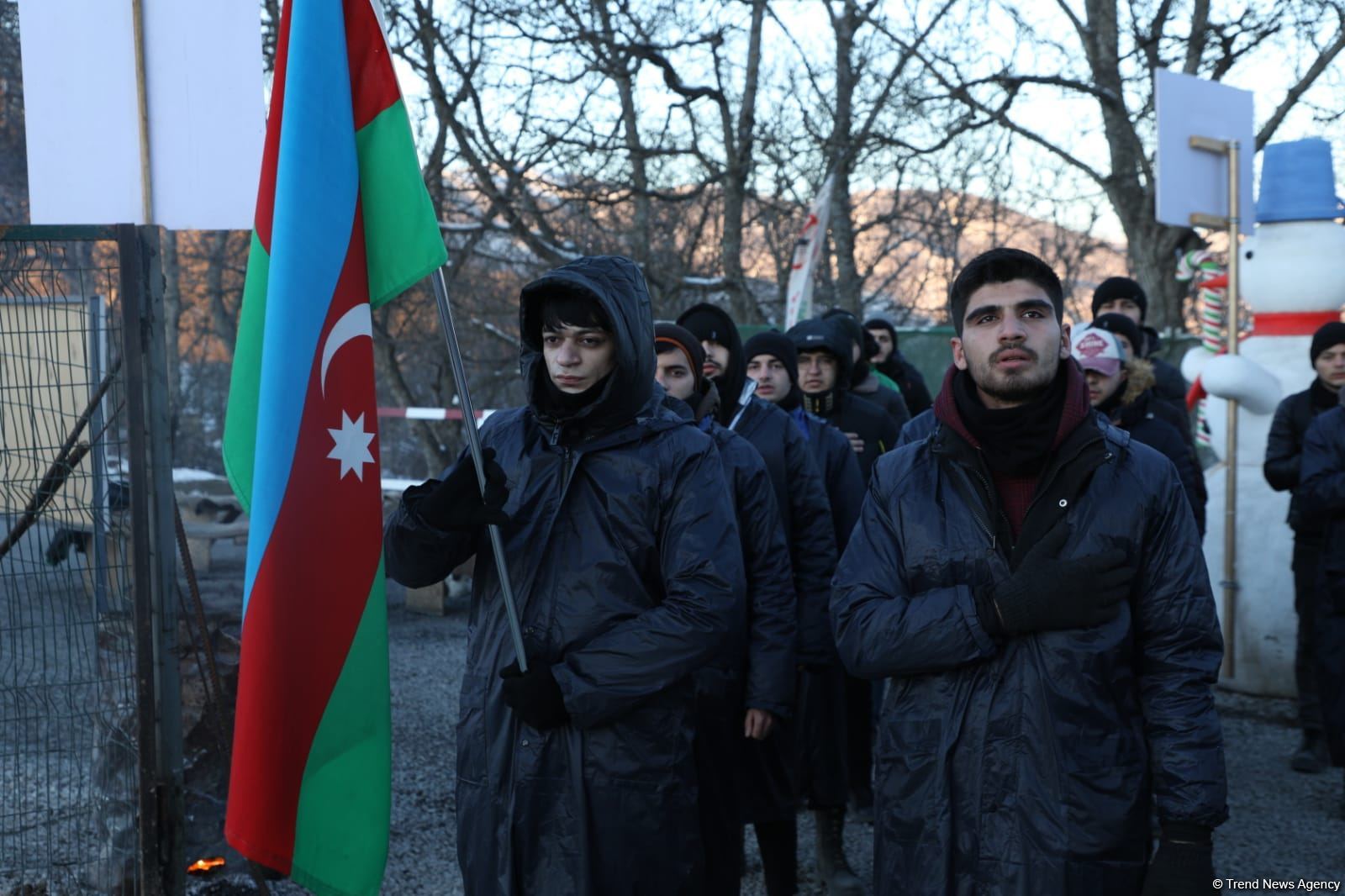 Акция азербайджанских экоактивистов на Лачинской дороге продолжается (ФОТО)