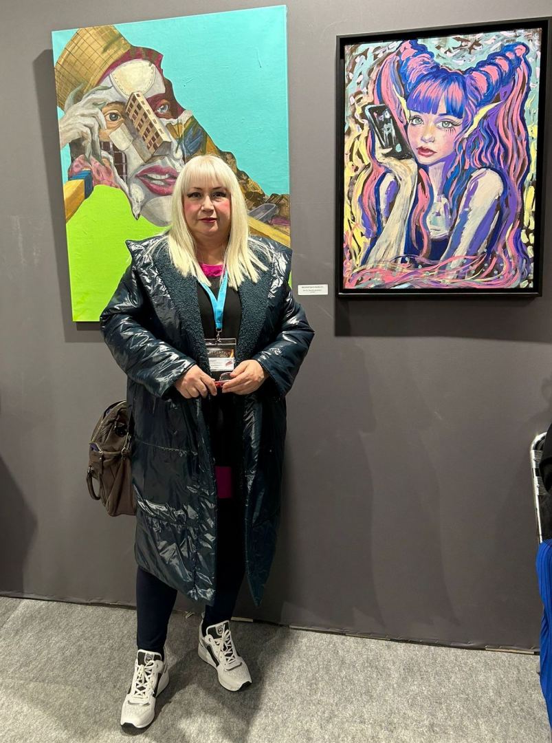 Картина Нигяр Нариманбековой представлена в крупнейшем выставочном зале Франции  (ФОТО)