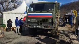 По Лачинской дороге беспрепятственно проехала автоколонна из 13 машин РМК (ФОТО)