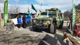 По Лачинской дороге беспрепятственно проехали 3 транспортных средства РМК (ФОТО)