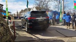 По Лачинской дороге беспрепятственно проехали 3 транспортных средства РМК (ФОТО)