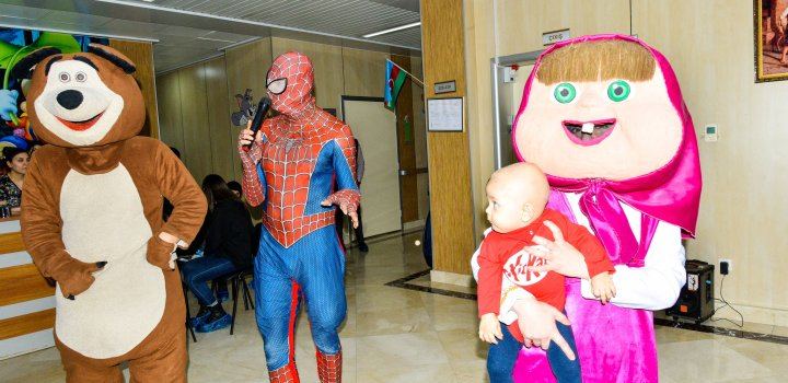 Азербайджанские актеры подарили яркие эмоции онкобольным-детям (ФОТО)