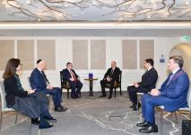 Президент Ильхам Алиев встретился в Мюнхене с президентом Конференции европейских раввинов (ФОТО)