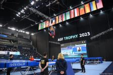 Захватывающие сальто и повороты – Лучшие моменты первого дня Кубка мира по прыжкам на батуте в Баку (ФОТО)