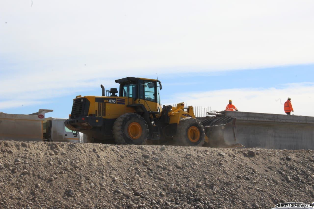 Продолжается строительство железной дороги Горадиз - Агбенд (ФОТО)
