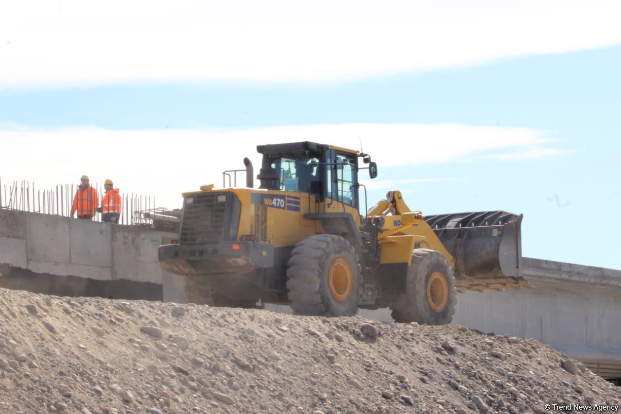 Продолжается строительство железной дороги Горадиз - Агбенд (ФОТО)
