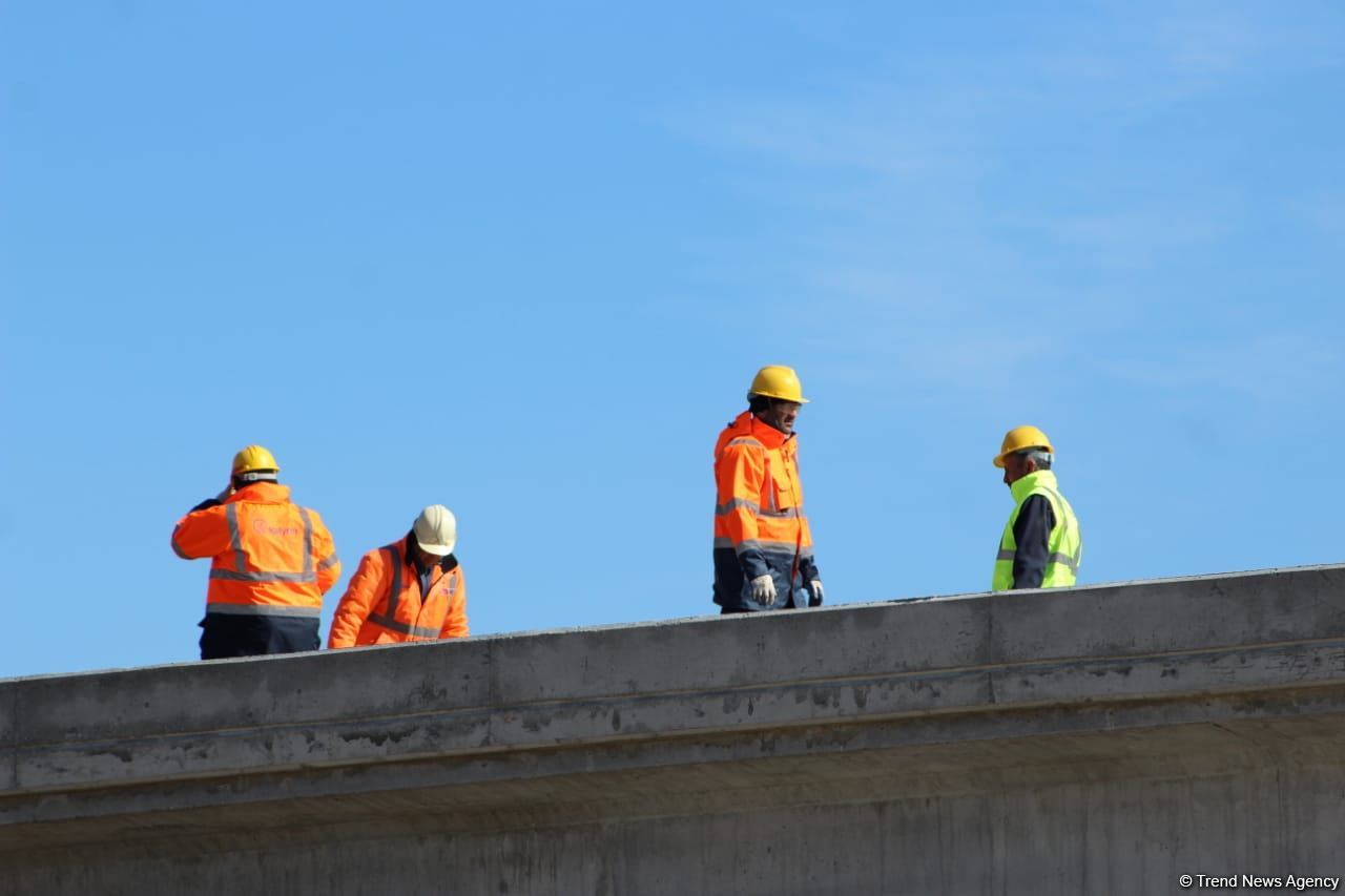 Продолжается строительство железной дороги Горадиз - Агбенд (ФОТО)