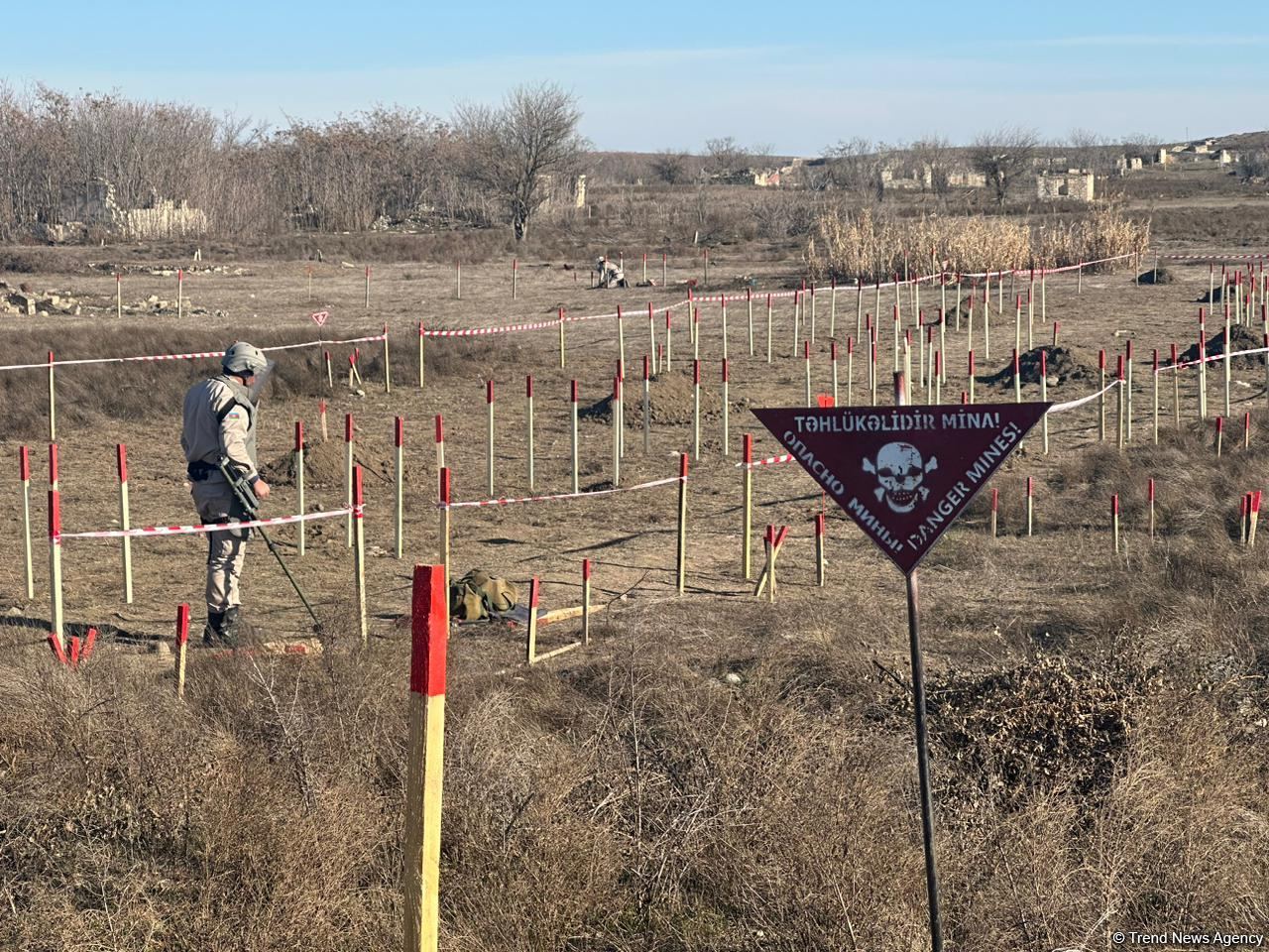 Армяне заминировали территории вокруг массовых захоронений в Физули (ФОТО/ВИДЕО)