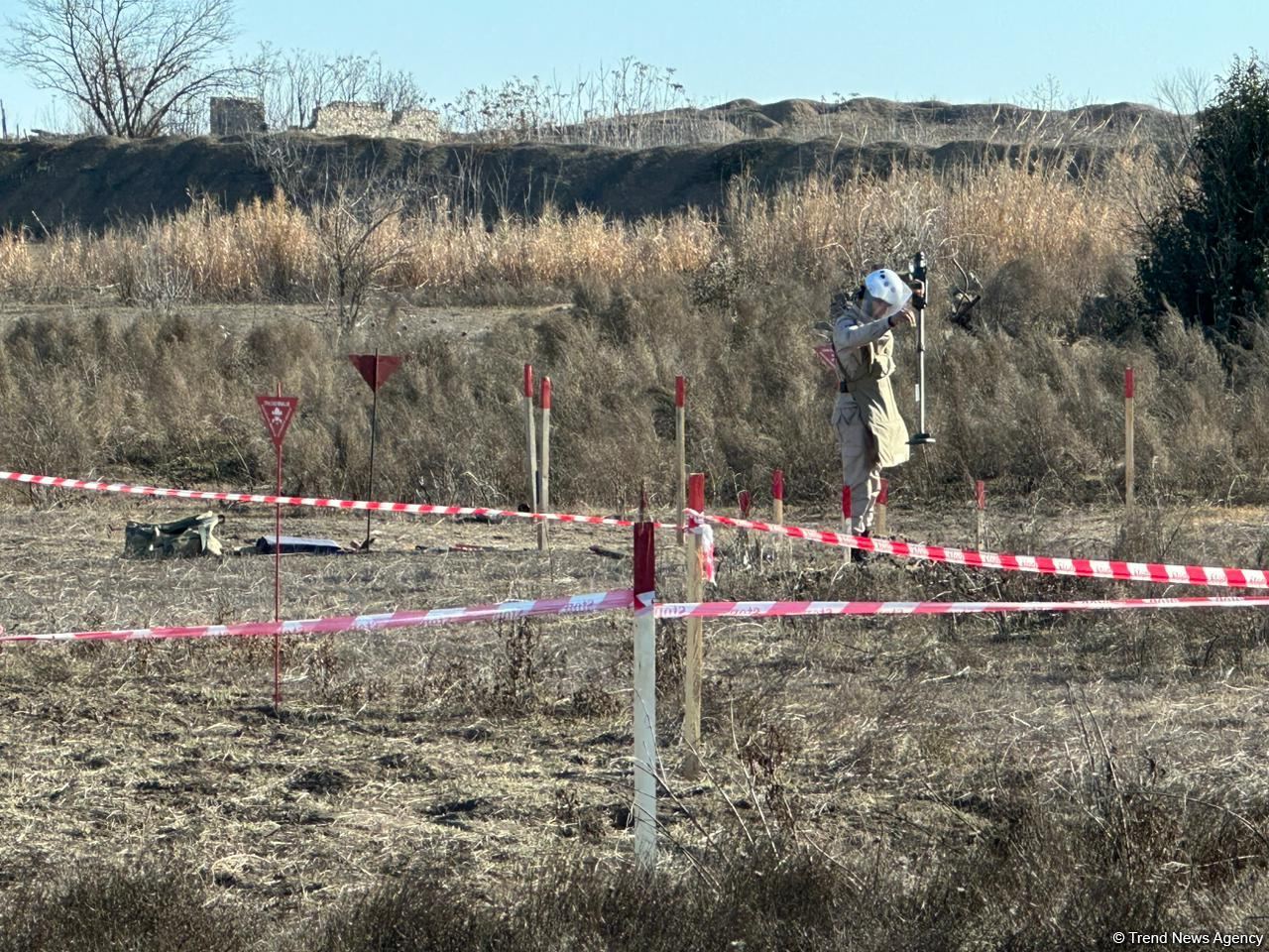 Армяне заминировали территории вокруг массовых захоронений в Физули (ФОТО/ВИДЕО)