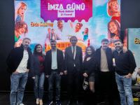 Избавиться от ярлыка "одиночки" - встреча актеров фильма "Evdə qalmış" с поклонниками (ФОТО)