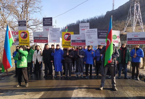 Участники акции на Лачинской дороге скандируют лозунги о Ходжалинском геноциде (ФОТО/ВИДЕО)