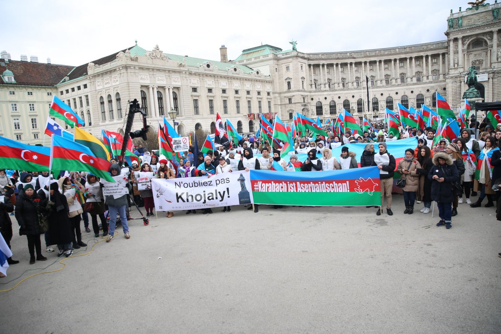 На площади Хельденплац в Вене состоялась акция в память о жертвах Ходжалинского геноцида (ФОТО)