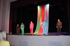 Бакинский детско-юношеский театр представил в Мингячевире спектакль "Родина" (ФОТО)