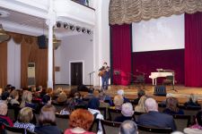 Голос с хрипотцой, а песни, словно порывистый ветер… - В Баку отметили юбилей Владимира Высоцкого (ФОТО)