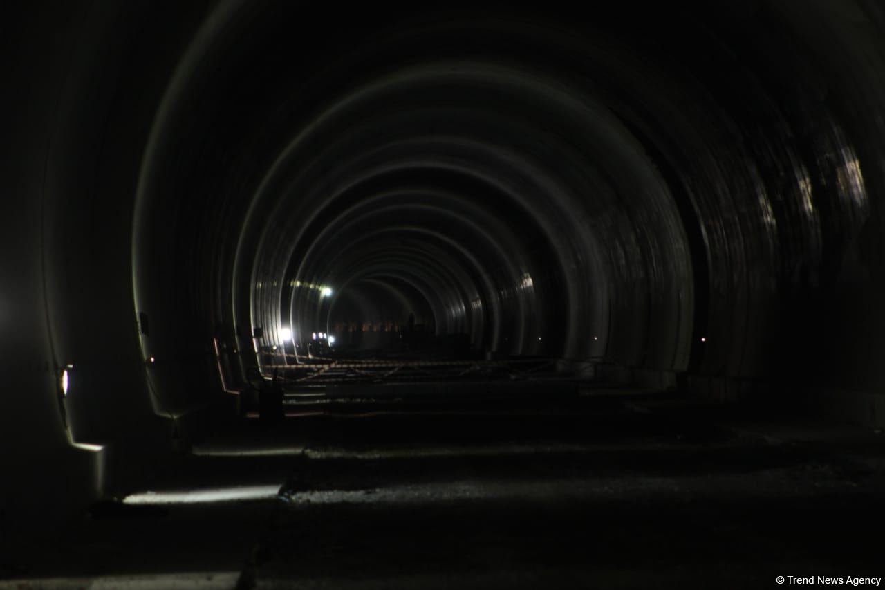 Назван объем выполненных работ по строительству дороги Горадиз-Джебраил-Зангилан-Агбенд (ФОТО)