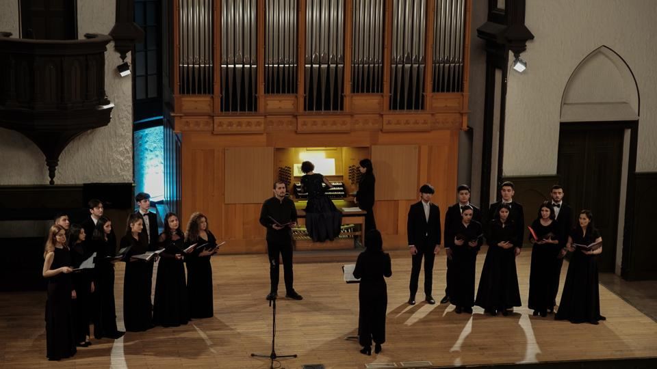 Вечер пронзительного лиризма и нежности в Баку (ФОТО)