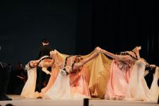 125-летие кинематографа Азербайджана отметили мультимедийным шоу с песнями и танцами (ВИДЕО, ФОТО)