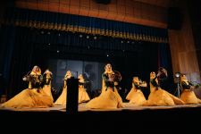 125-летие кинематографа Азербайджана отметили мультимедийным шоу с песнями и танцами (ВИДЕО, ФОТО)