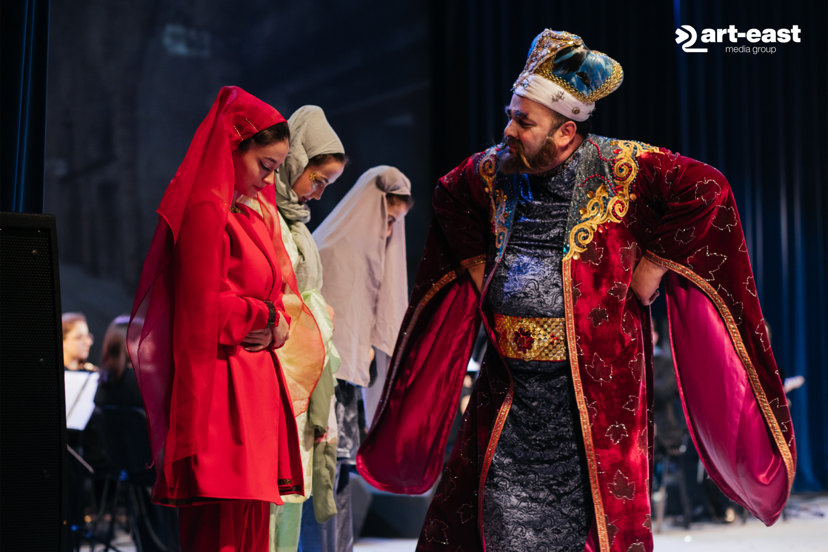 В Баку представлено  мультимедийное шоу "Дисней" с героями сказок и мультфильмов (ВИДЕО, ФОТО)