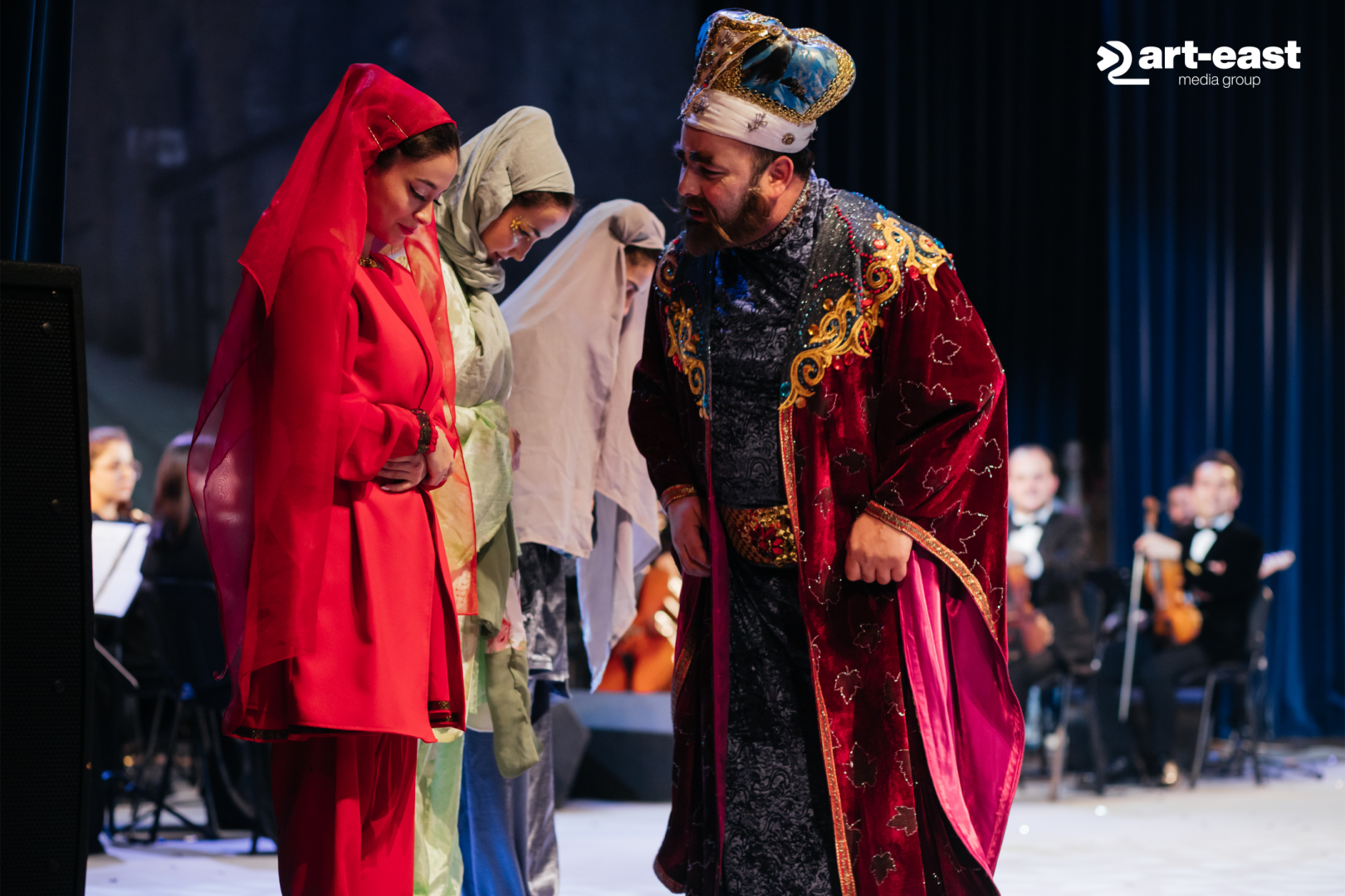 В Баку представлено  мультимедийное шоу "Дисней" с героями сказок и мультфильмов (ВИДЕО, ФОТО)