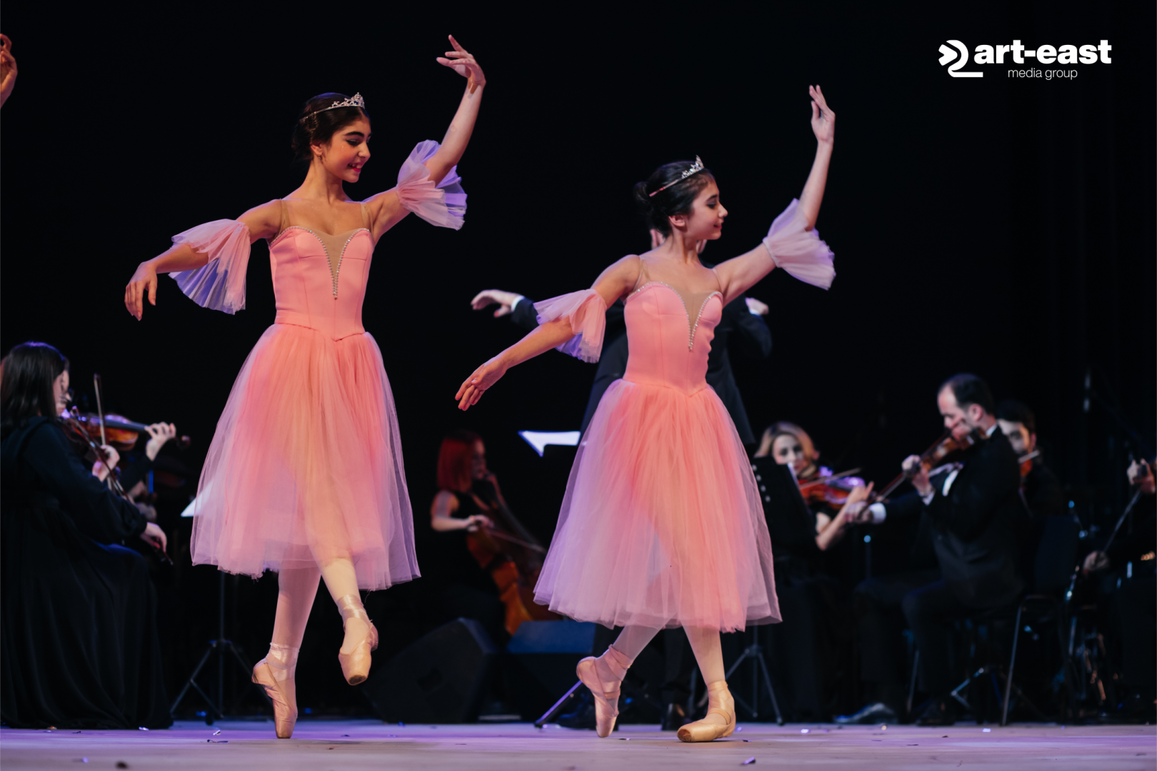 В Баку представлено  мультимедийное шоу "Дисней" с героями сказок и мультфильмов (ВИДЕО, ФОТО)