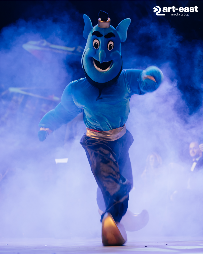 В Баку представлено  мультимедийное шоу "Дисней" с героями сказок и мультфильмов (ВИДЕО, ФОТО)