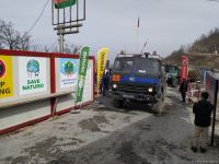 По Лачинской дороге беспрепятственно проехала автоколонна миротворцев (ФОТО)