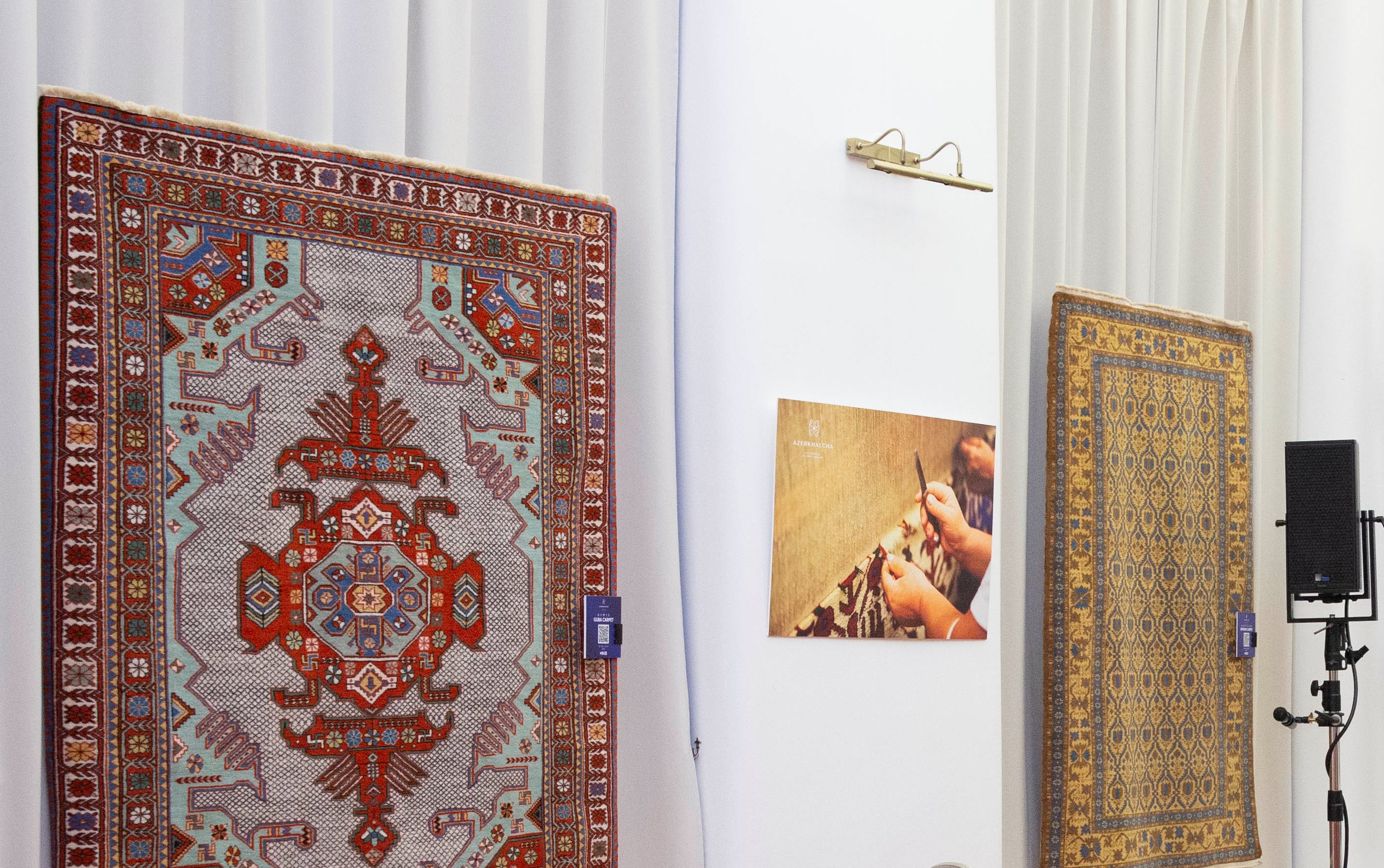 Азербайджанские ковры "Азерхалча" покоряют Австрию - праздничный вечер с музыкой и национальной кухней (ФОТО/ВИДЕО)