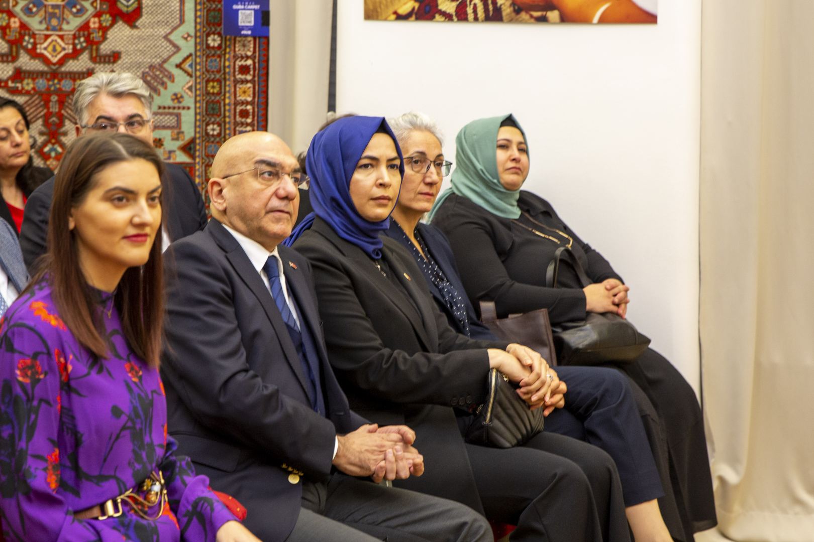 Азербайджанские ковры "Азерхалча" покоряют Австрию - праздничный вечер с музыкой и национальной кухней (ФОТО/ВИДЕО)