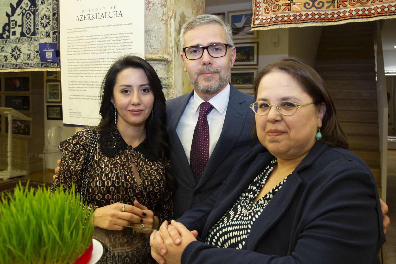 Азербайджанские ковры "Азерхалча" покоряют Австрию - праздничный вечер с музыкой и национальной кухней (ФОТО/ВИДЕО)