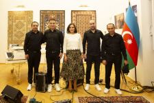 Азербайджанские ковры "Азерхалча" покоряют Австрию - праздничный вечер с музыкой и национальной кухней (ФОТО/ВИДЕО)