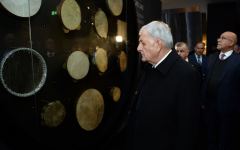 Президент Ирака Абдель Латиф Джамал Рашид ознакомился с Центром Гейдара Алиева (ФОТО)