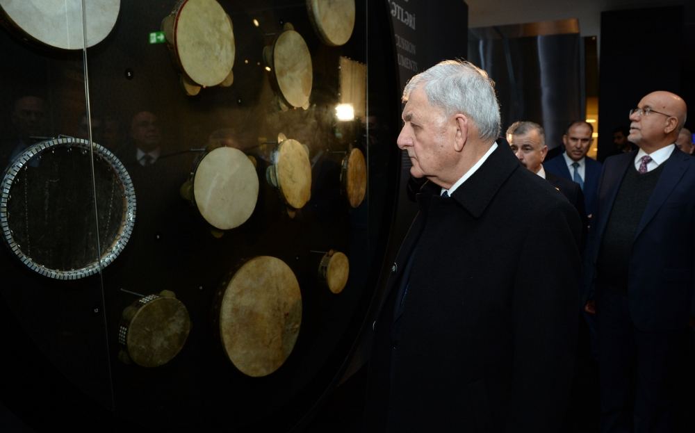 Президент Ирака Абдель Латиф Джамал Рашид ознакомился с Центром Гейдара Алиева (ФОТО)