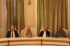 В Баку состоялась творческая встреча писателей Азербайджана и России (ФОТО)