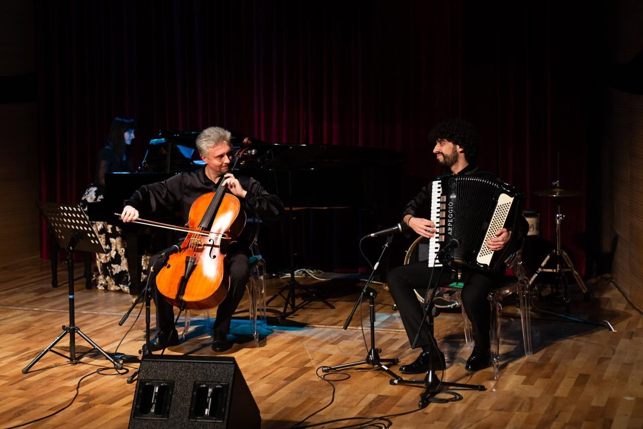 Путешествие во времени с Алексеем Милтых - волшебство прекрасной музыки в Баку (ФОТО)