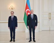 Президент Ильхам Алиев принял верительные грамоты новоназначенного посла Болгарии в Азербайджане (ФОТО/ВИДЕО)