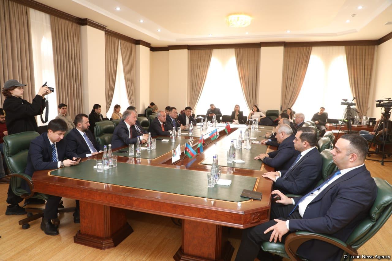 Мы требуем от Армении создания условий для нашего возвращения на родину предков - Азиз Алекберли (ФОТО)