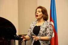 Неотразимая, восхитительная, чудесная и очаровательная дива… - концерт в Баку (ФОТО)