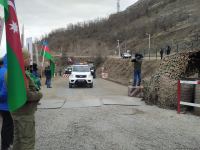 По Лачинской дороге беспрепятственно проехала очередная автоколонна миротворцев (ФОТО)