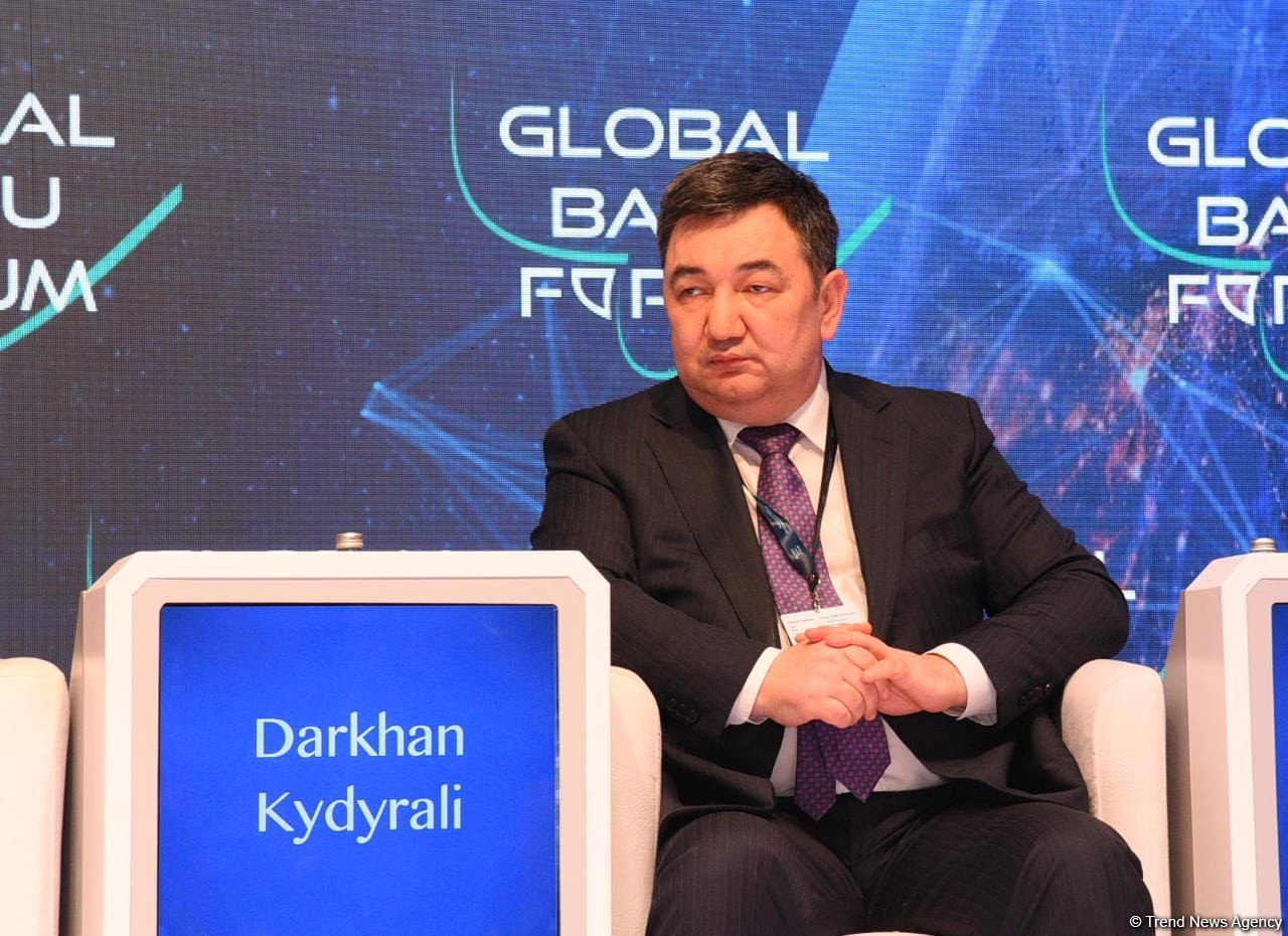 X Глобальный Бакинский форум продолжил работу панельными заседаниями (ФОТО)