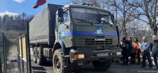 По Лачинской дороге беспрепятственно проехала автоколонна миротворцев (ФОТО)