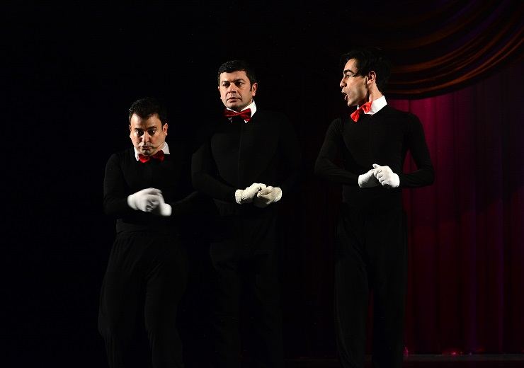 По чудесным ступеням - один день в азербайджанском театре (ФОТО)