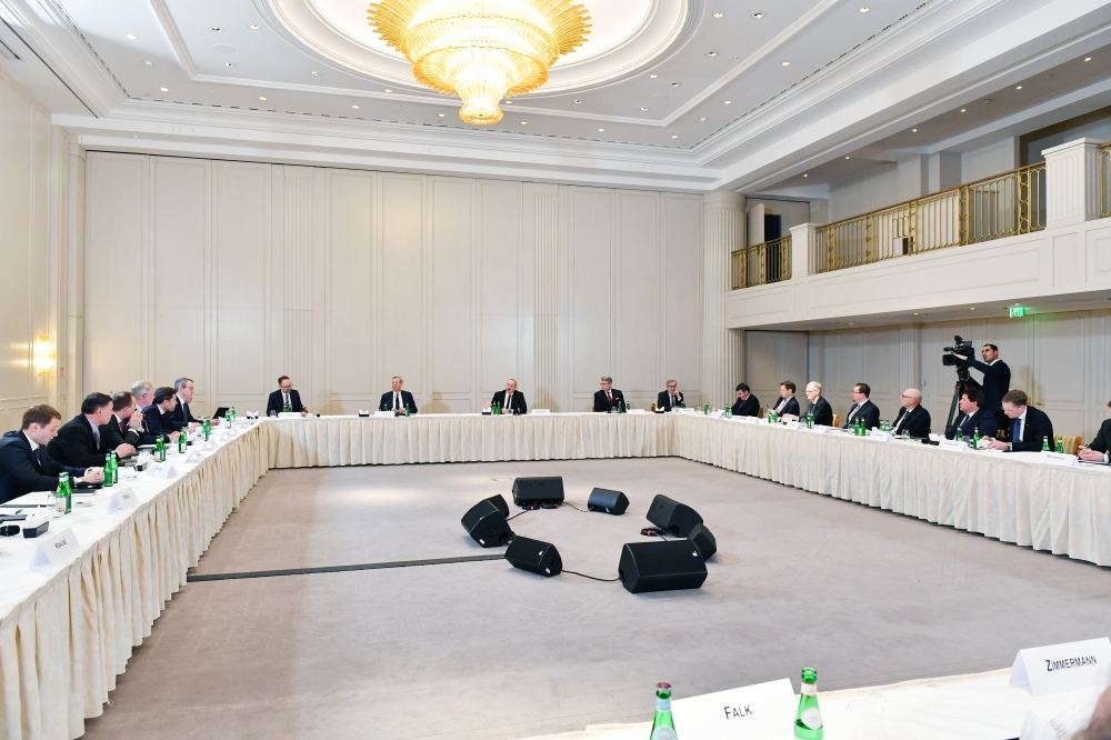 Состоялась встреча Президента Азербайджана Ильхама Алиева с руководителями ведущих компаний Германии (ФОТО)