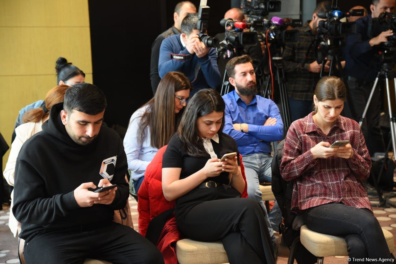 Азербайджан ощущает влияние исламофобии - Фарид Шафиев (ФОТО)